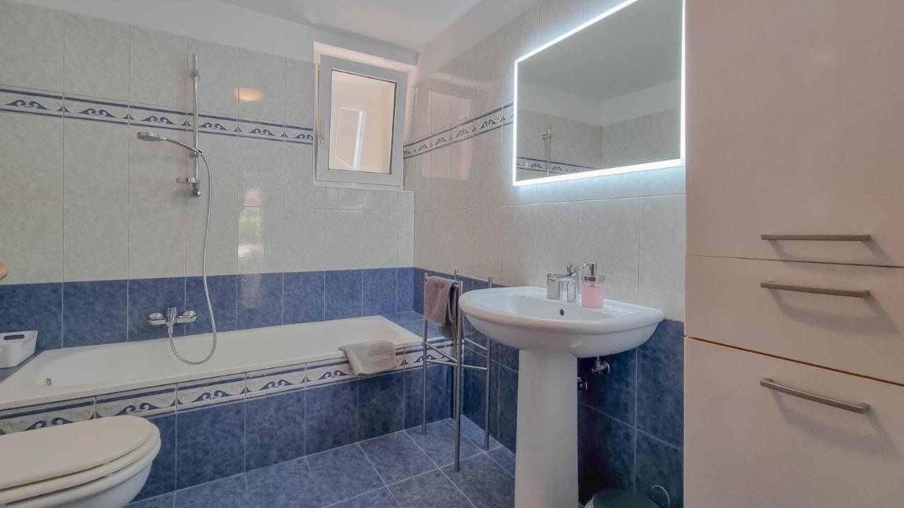 Appartamento Ena Novigrad Istria Esterno foto