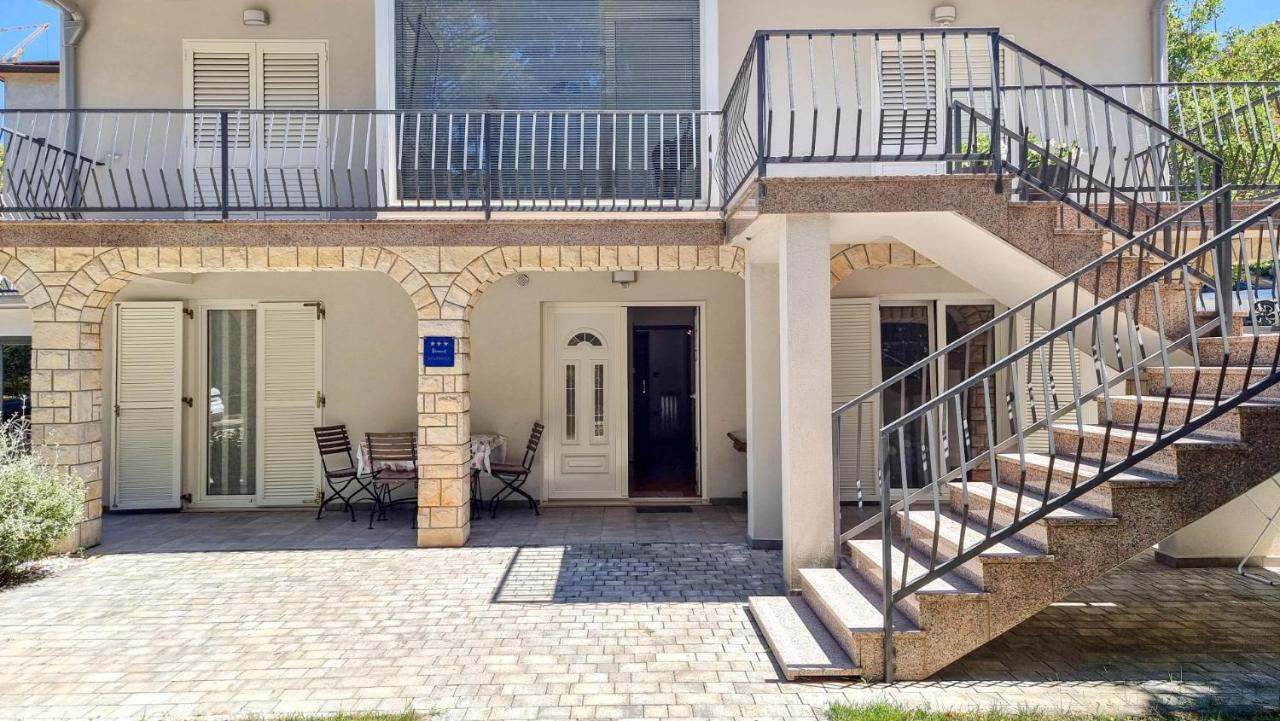 Appartamento Ena Novigrad Istria Esterno foto