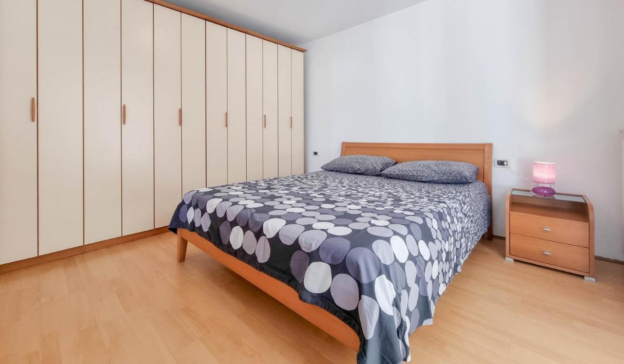 Appartamento Ena Novigrad Istria Esterno foto