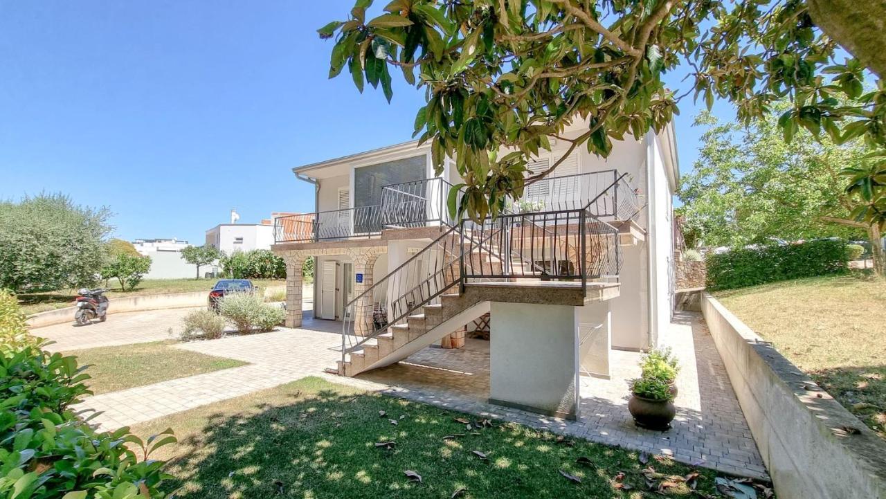Appartamento Ena Novigrad Istria Esterno foto