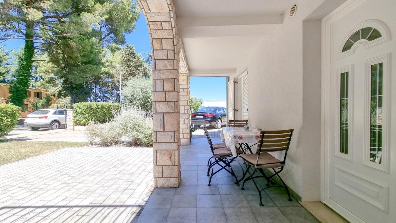 Appartamento Ena Novigrad Istria Esterno foto